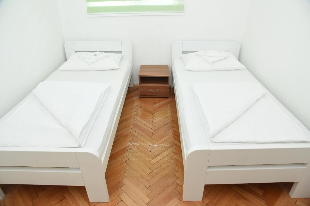 Np Sutjeska Paviljon A Otel Tjentiste Dış mekan fotoğraf
