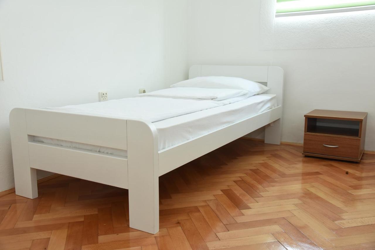 Np Sutjeska Paviljon A Otel Tjentiste Dış mekan fotoğraf