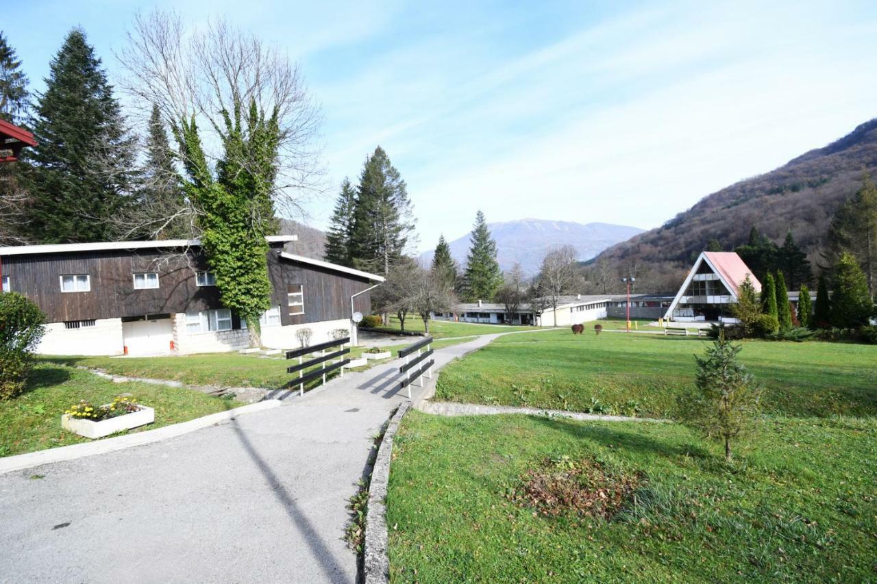 Np Sutjeska Paviljon A Otel Tjentiste Dış mekan fotoğraf
